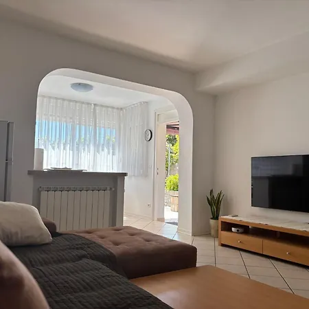 Apartma Eva 波尔托罗